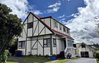 145 Arran Rd, Browns Bay