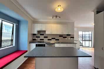 145 Arran Rd, Browns Bay