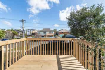 6 Kingsway Avenue, Sandringham