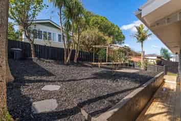 6 Kingsway Avenue, Sandringham