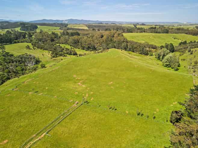 105 Pairatahi Road, Kaingaroa