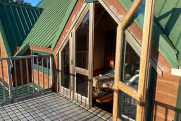 Auckland - Address withheld