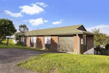 2 Faram Place, Massey