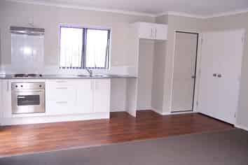 45A Sunline Avenue, Massey