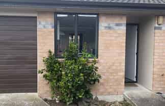 42B Willcott Street, Mount Albert