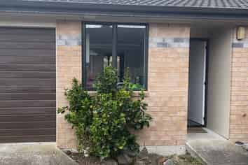 42B Willcott Street, Mount Albert