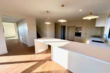 80 Omahina Street, Raglan