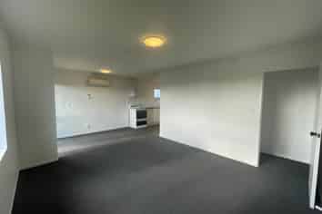 1/34 Great South Road, Manurewa