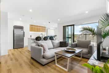 90C Kings Road, Panmure