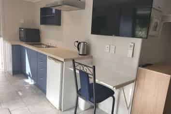 8 Scoresby Street, Opua