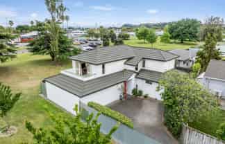 15a Menin rd, Onekawa