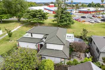 15a Menin rd, Onekawa