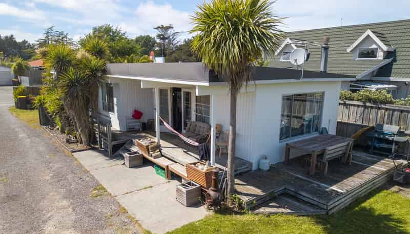 65 Park Terrace, Waikuku Beach