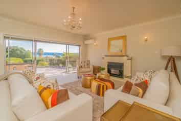 22 Boyd Ave, Mangere Bridge