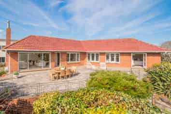 22 Boyd Ave, Mangere Bridge