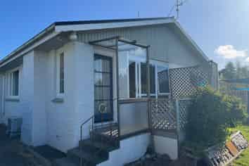 5 Biggar Street, Strathern