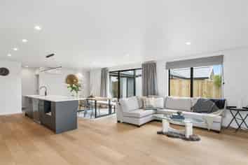 97 McFaddens Road, Saint Albans