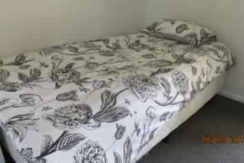 2/4 Vine Street, Hillcrest