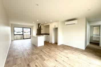 22A Royton Avenue, Mangere East