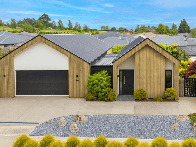 10 Sabine Drive, Richmond