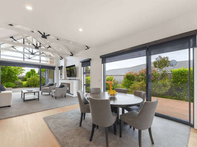 10 Sabine Drive, Richmond