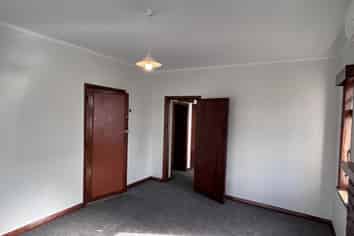 2/18 Eldon Road, Mount Eden