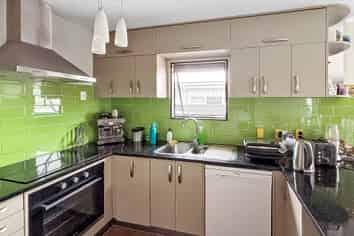 56A Birkdale Road, Birkdale