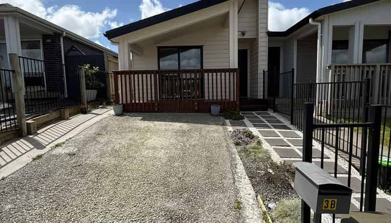 b/3 Cronshow Road, Karaka