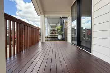 b/3 Cronshow Road, Karaka