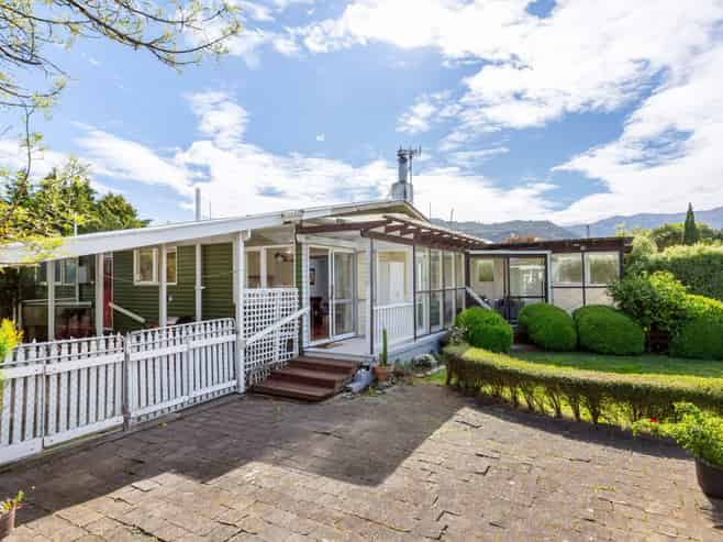 61 Brandon Street, Featherston