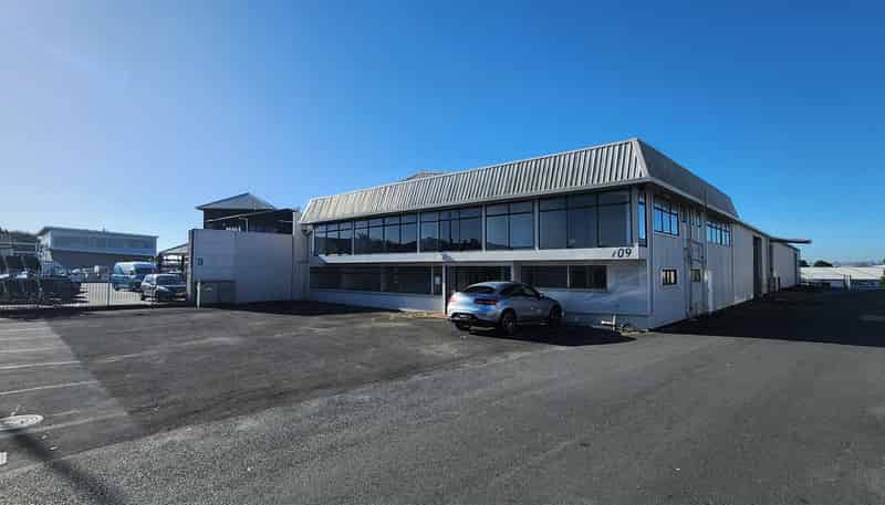  709 Rosebank Road, Avondale