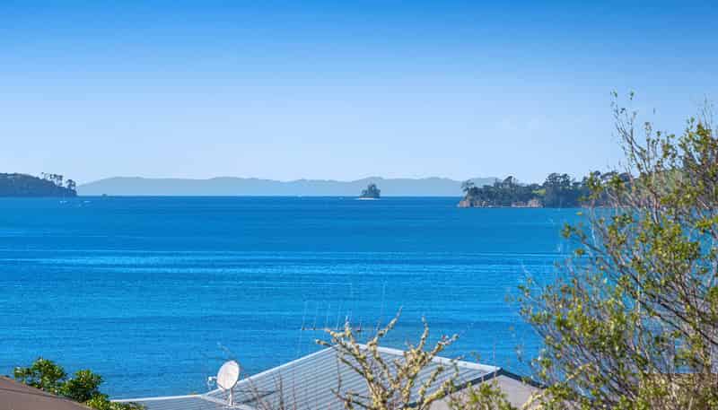 20 Hinemoa Place, Snells Beach