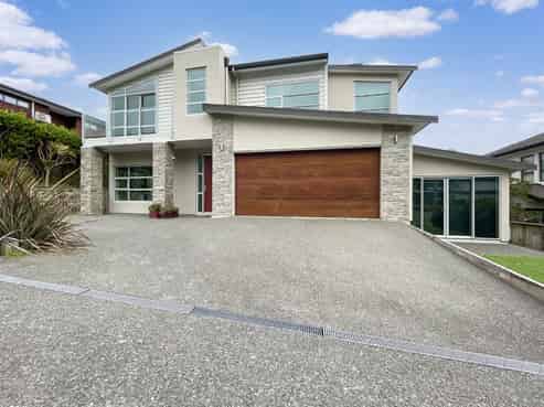 74 Amesbury Drive, Churton Park