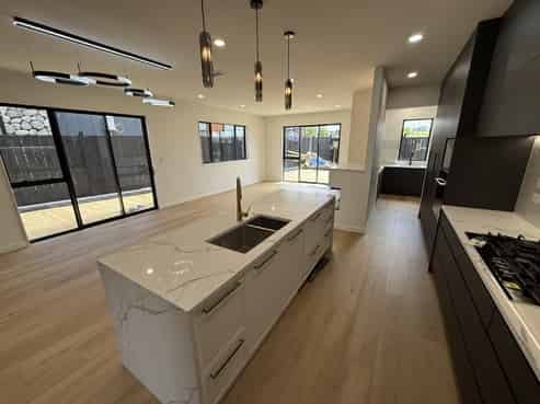 21 Catalina Avenue, Karaka