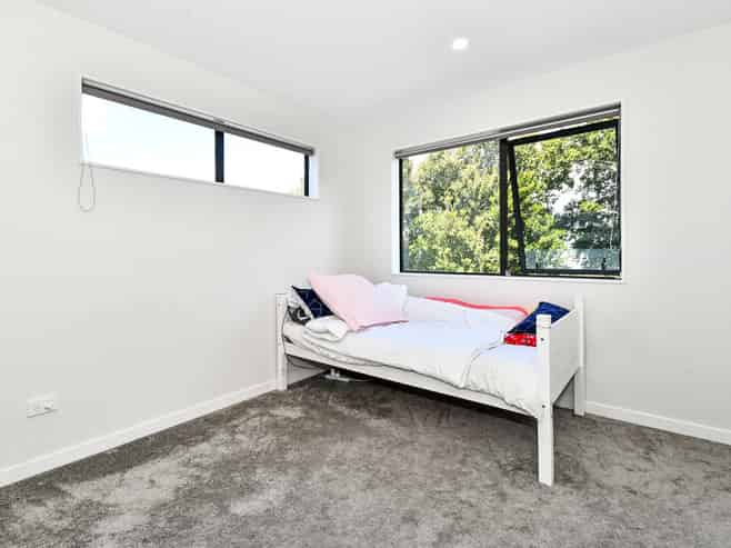 Auckland - Address withheld