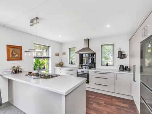 414 Drain Road, Doyleston