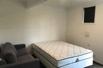 4/5 McManus Place (18), Otahuhu