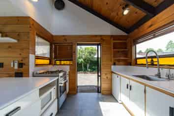 91C Lake Domain Drive, Hamilton Lake