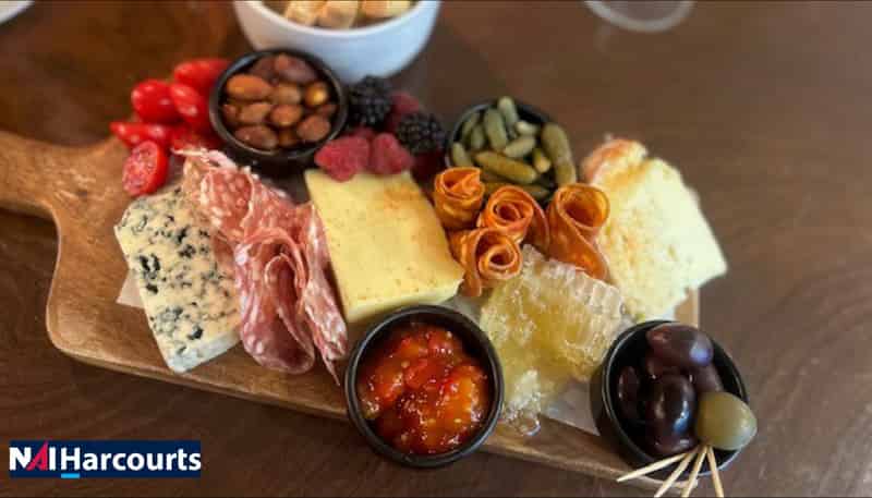 Cafe/ Wine Bar, Merivale