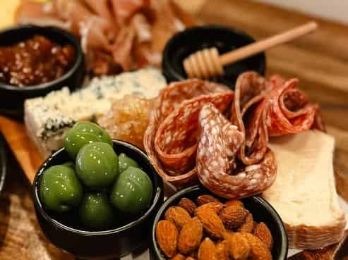 Cafe/Wine Bar Opportunity