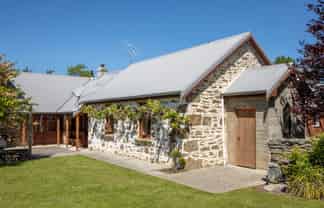 3441 Fruitlands-Roxburgh Road, Roxburgh