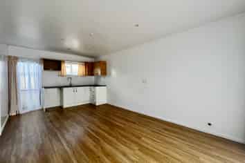 20A Fenwick Crescent, Hillcrest