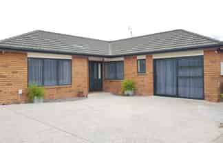 20A Fenwick Crescent, Hillcrest