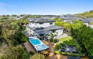 8 Somerset Place, Stanmore Bay