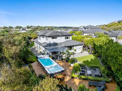 8 Somerset Place, Stanmore Bay