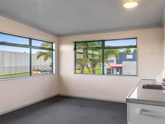 Quality space in a proven location!