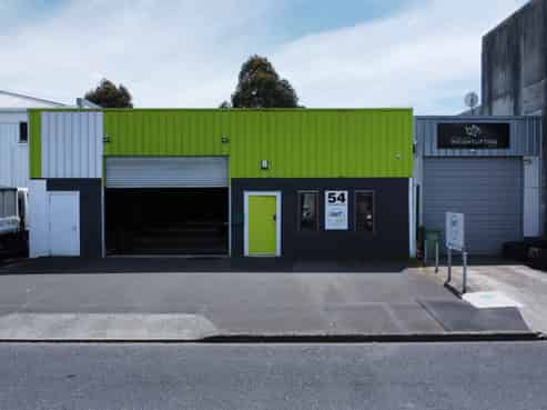 For Lease or Sale – Versatile Industrial Warehouse