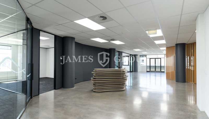 235 Broadway, Newmarket