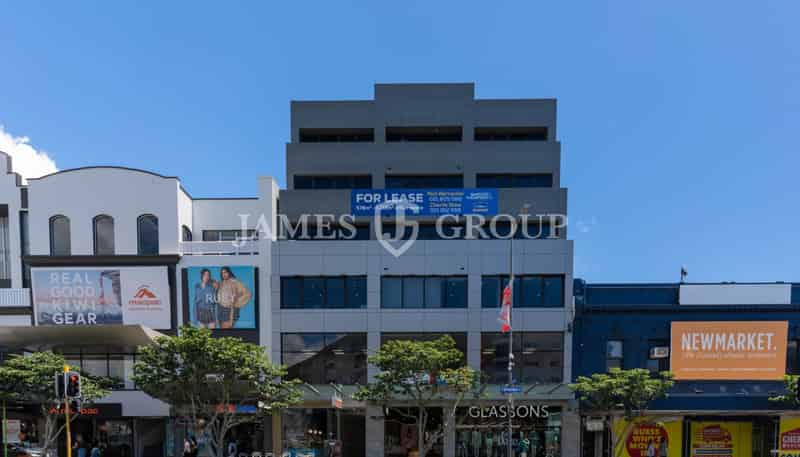 235 Broadway, Newmarket