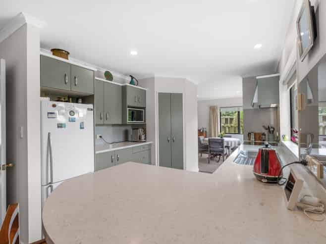 45 Easton Way, Levin